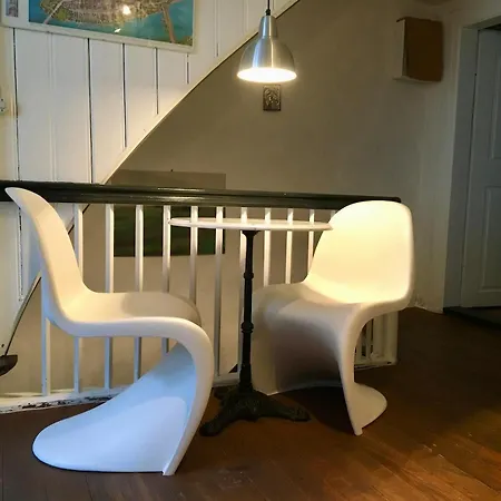 Altes Haus 4 - Gemuetlich Und Zentral In Denkmalgeschuetztem Haus 公寓 *
